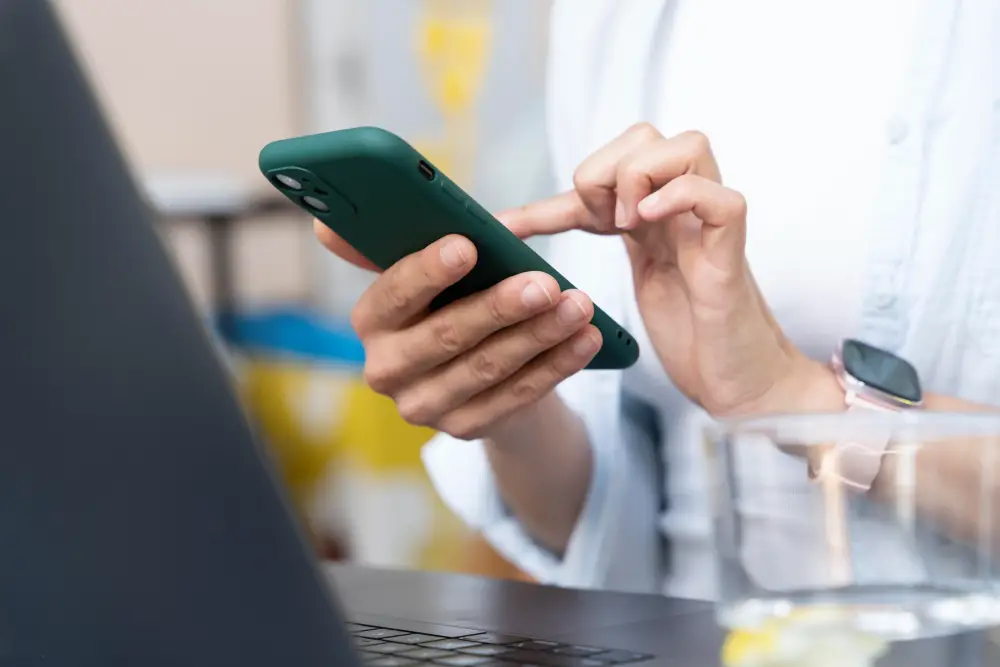 Contactez l'équipe MédicAlpine, expert de produits pour l'incontinence urinaire